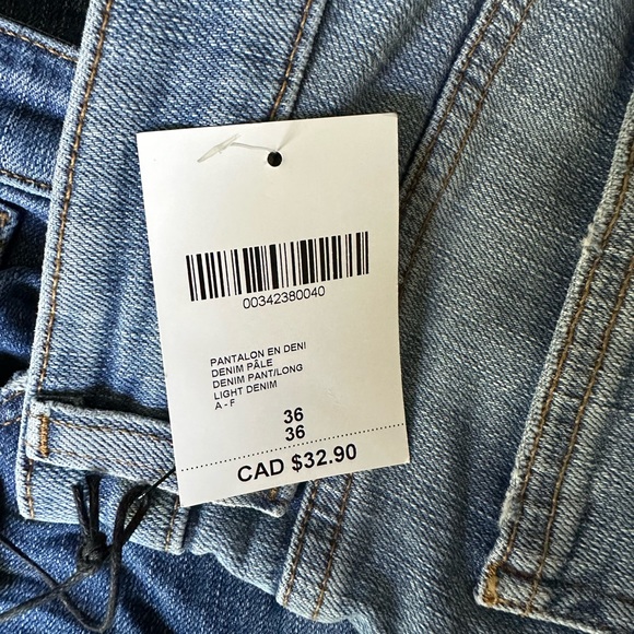 NWT✨2/$20 FOREVER 21 SKINNY CROPPED JEANS - Picture 8 of 9